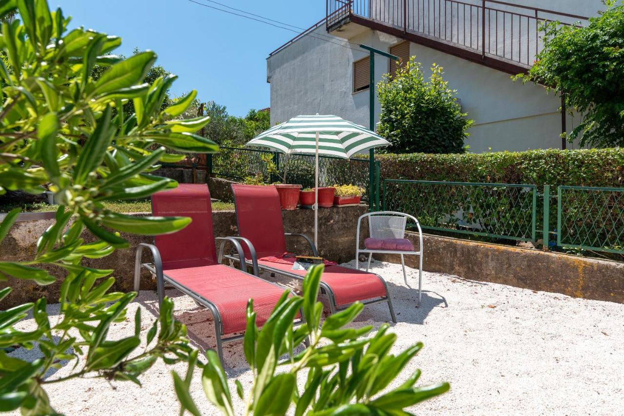 Apartment Hrabar Longo Трогір Екстер'єр фото
