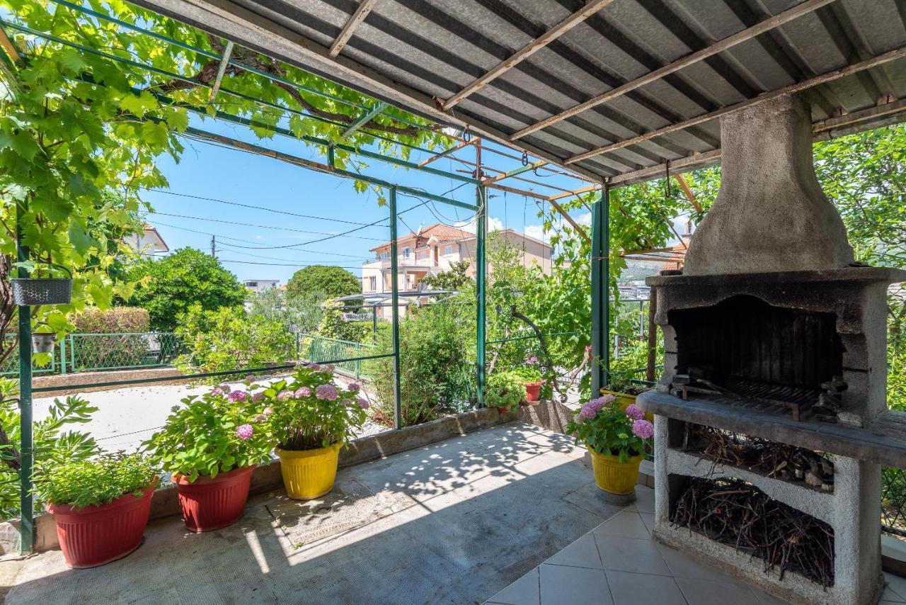 Apartment Hrabar Longo Трогір Екстер'єр фото