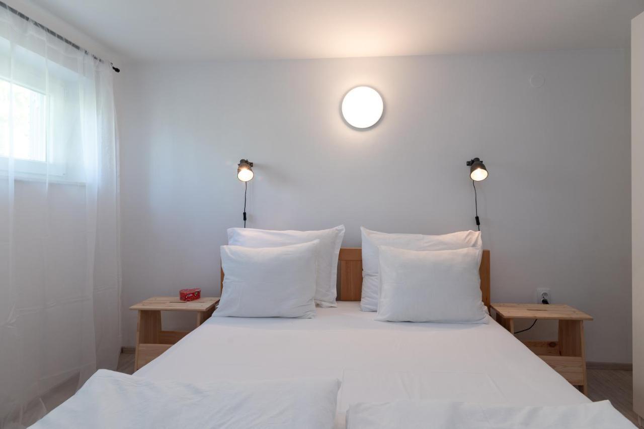 Apartment Hrabar Longo Трогір Екстер'єр фото